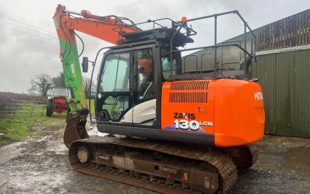 WhatsApp Image 2023-12-09 at 16.51.07_c3bac59d